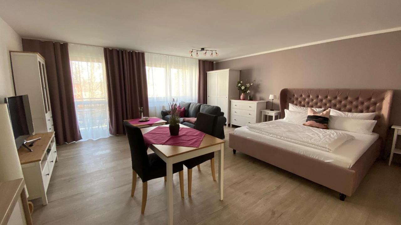 City-Appartement 12.3. Zwickau Buitenkant foto